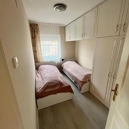 Voeroesmarty Deluxe Vendeghaz 公寓 Kaposvár