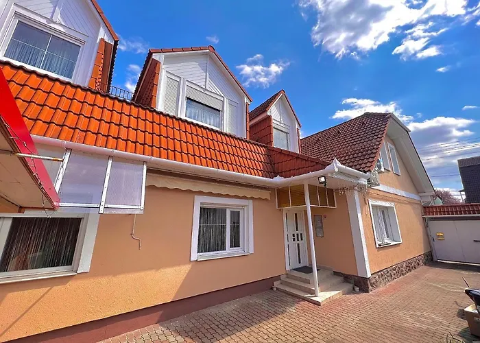 Апартаменты Voeroesmarty Deluxe Vendeghaz Капошвар