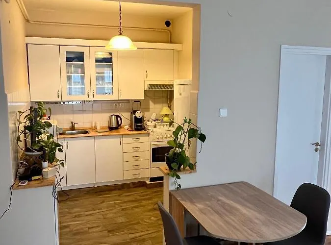 Voeroesmarty Deluxe Vendeghaz Apartament
