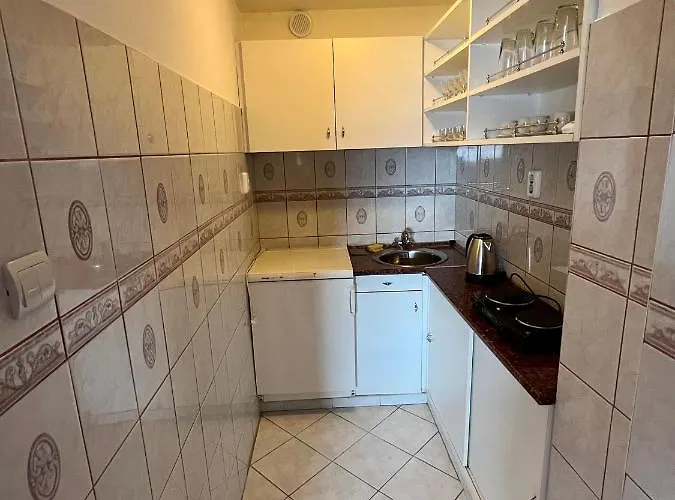 Voeroesmarty Deluxe Vendeghaz Apartament